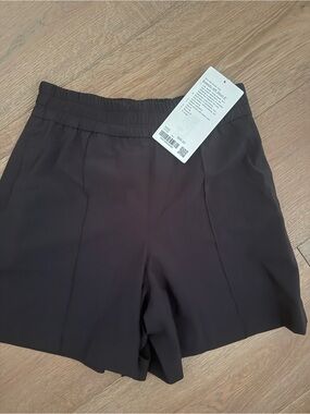 lululemon breezily shorts xxs